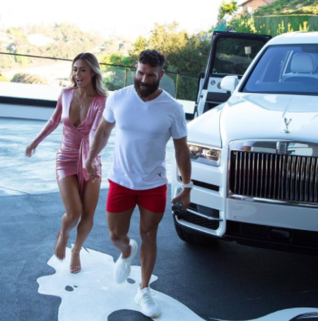Dan posted a picture on his Instagram with Desiree Schlotz with a caption "VerifiedSometimes u gotta grab a good one and run"Image Source:  Instagram @danbilzerian